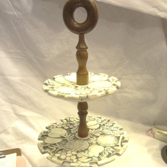 VTG 60'S DOUBLE TIERED TRAY SERVER OR COLLECTIBLE SPOON DISPLAY CADDY - Picture 1 of 7